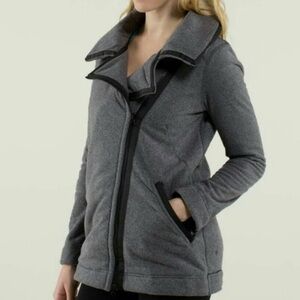 Lululemon Moto Jacket size 4 women Black Grey asymmetrical teddy coat fleece